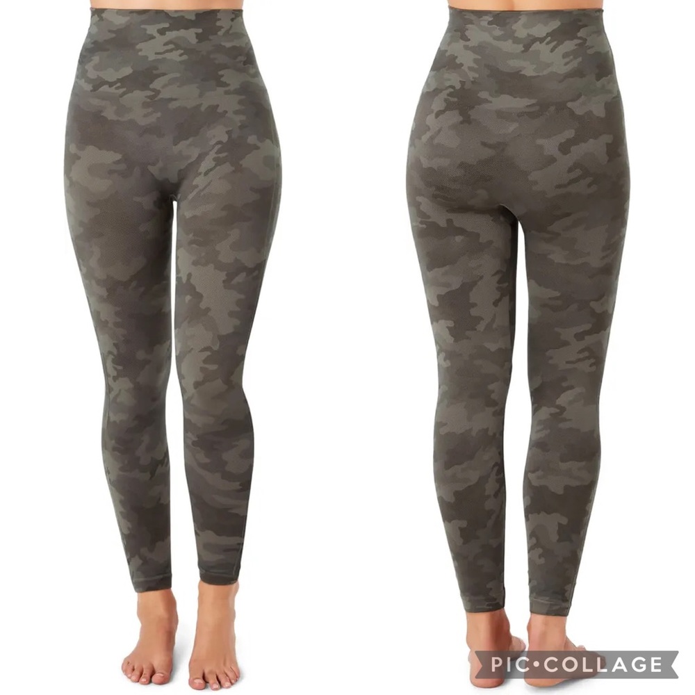 SPANX Look At Me Now Crop Seamless Leggings